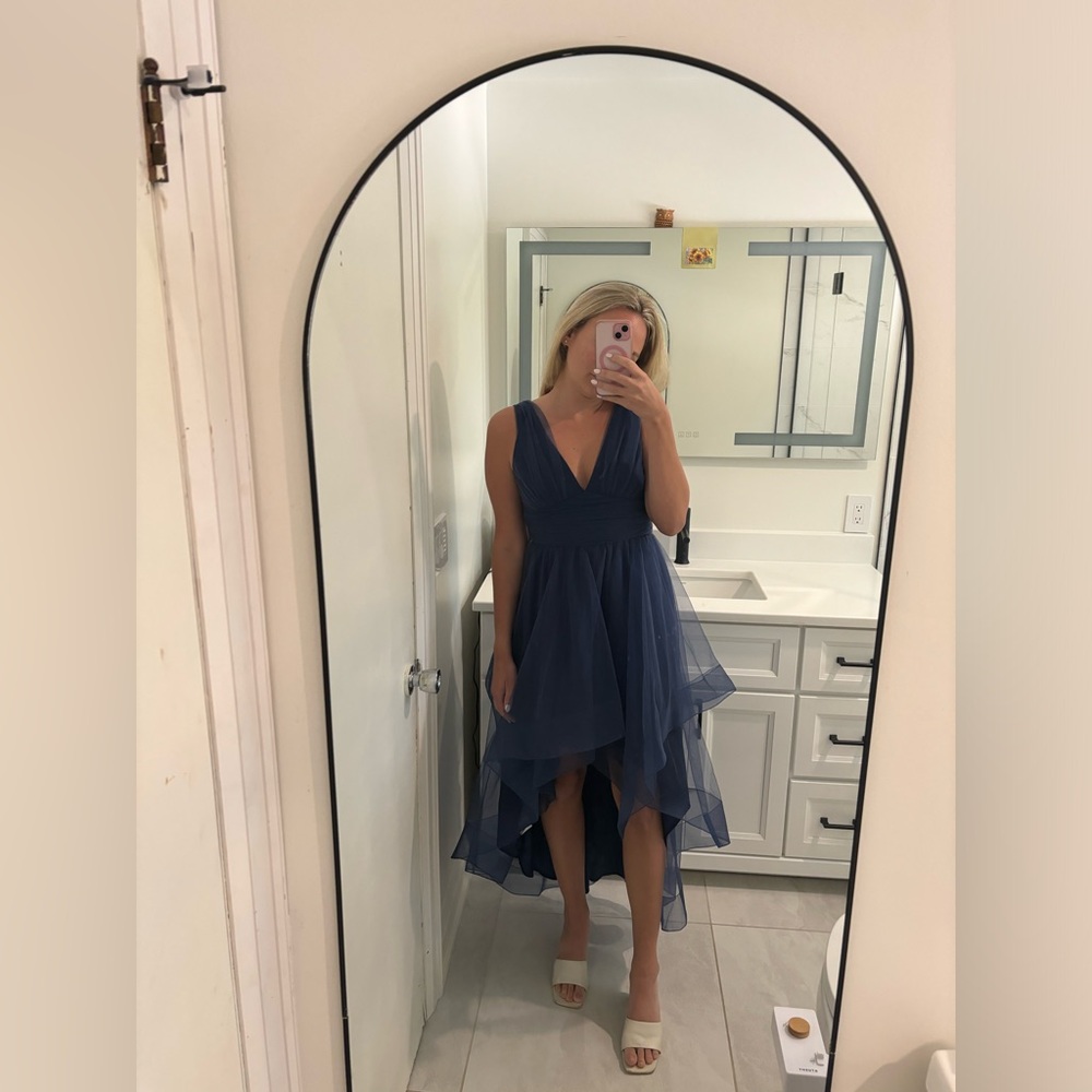 Chi Chi London Pleated Dress NWT - Picture 5 of 5